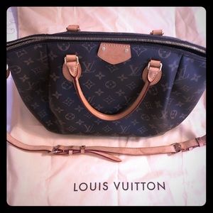 ***Authentic*** Louis Vuitton Turenne  PM